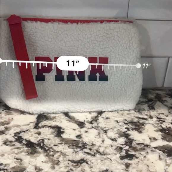 Limited Edition Cozy Plush Fleece Beauty Bag, Assorted VS PINK - Picture 9 of 10